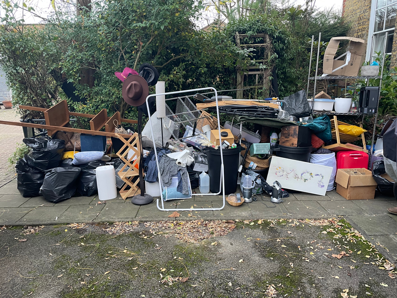 Cover photo of Surrey Clearance - Waste Clearance & House Clearance